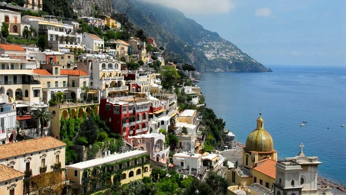 Positano-houses-cling-to-the-cliffs.jpg