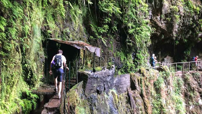 Int the Rabacal valley Into-the-Rabacal-valley.jpg